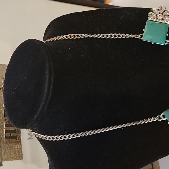 J. Crew Green & Clear Chunky Statement Gold Tone Necklace Fashion Costume GUC - Picture 4 of 16